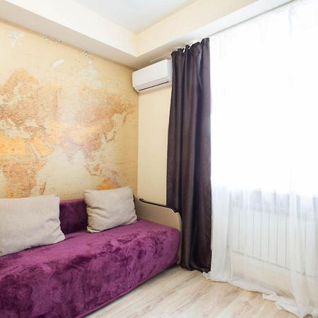 New Studio In The Center - Korolenka Str. 25/62 Apartamento Jarkov Exterior foto