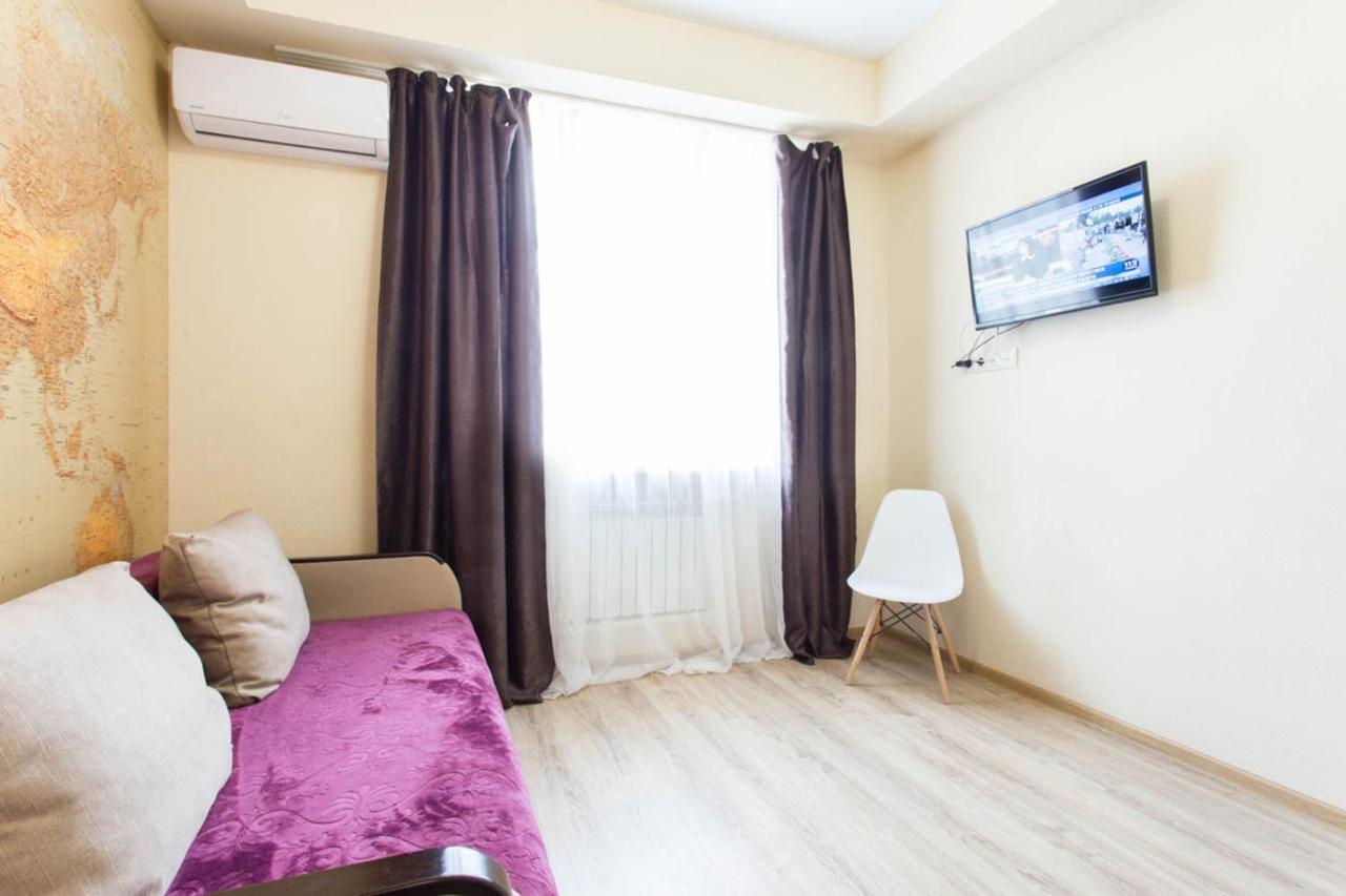 New Studio In The Center - Korolenka Str. 25/62 Apartamento Jarkov Exterior foto